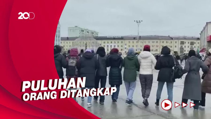 Warga Rusia Menari Tolak Mobilisasi, Setelah Itu Ditangkap