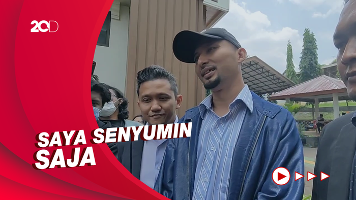 Roro Fitria Dijaga Ketat Bodyguard, Ini Kata Suami