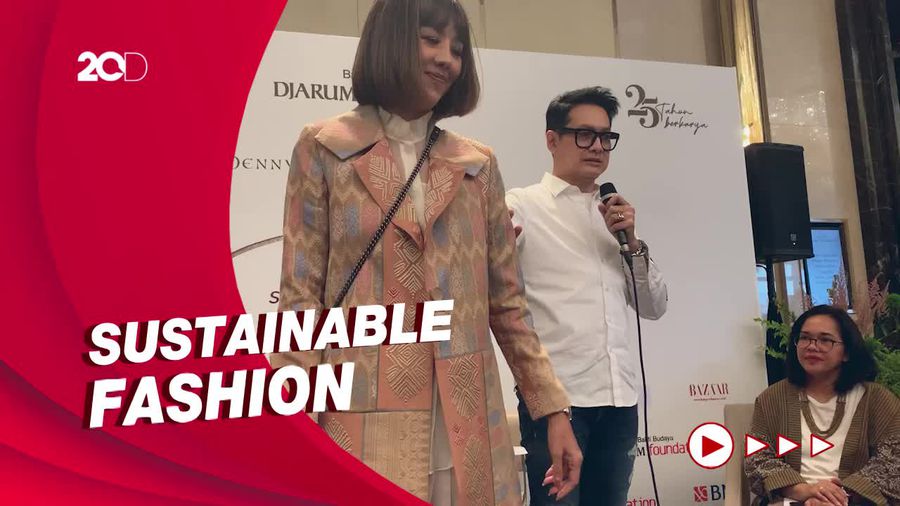 Cerita Denny Wirawan Bikin Songket dari Limbah