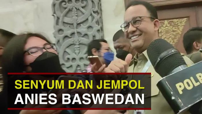 Ekspresi Senyum dan Jempol Anies Setiap Menjawab Soal Capres