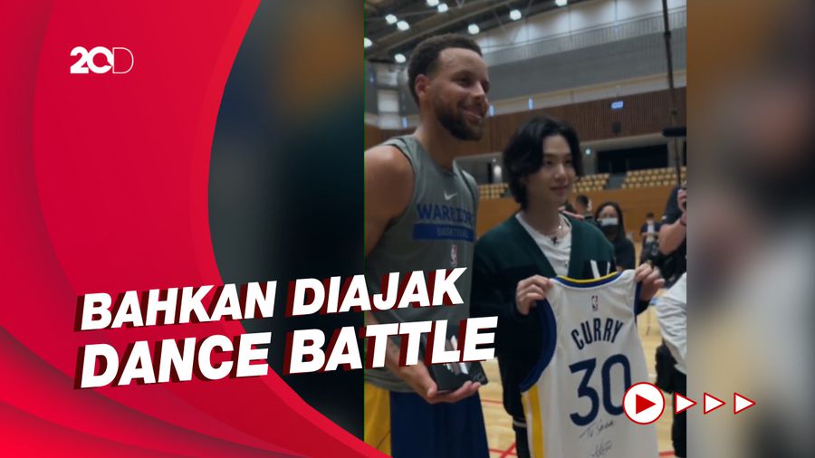 Momen Bahagia Suga BTS Bertemu Stephen Curry