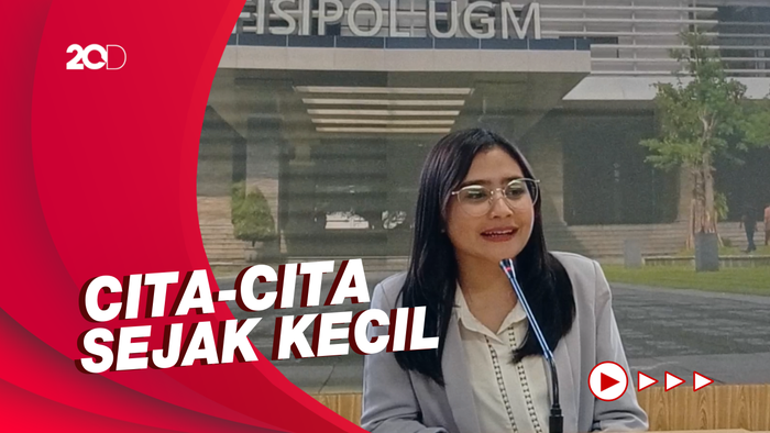 Pengin Jadi Dosen, Prilly Latuconsina: Saya Harus S2 Dulu