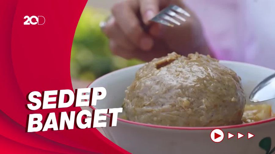 Bikin Laper: Menikmati Bakso Lava Cikini Super Pedas 