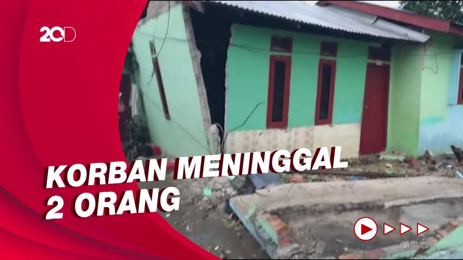Penampakan Rumah-Jalan Rusak Akibat Gempa di Tapanuli Utara