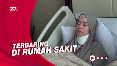 Potret Lesti Kejora dengan Penyangga di Leher