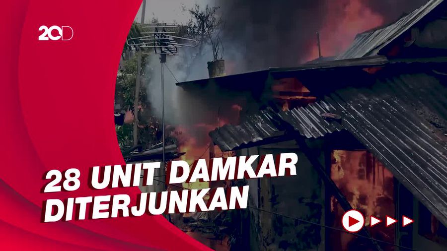 Kebakaran di Makassar Lahap 9 Rumah dan Kantor Lurah!