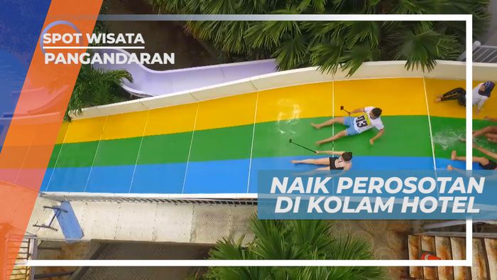 Meluncur Seru di Water Slide, Pangandaran