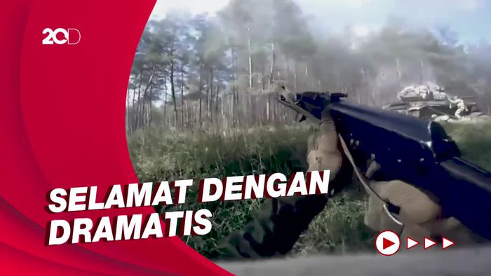 Momen Tentara Ukraina Diserang Pasukan Rusia saat Melintas di Hutan