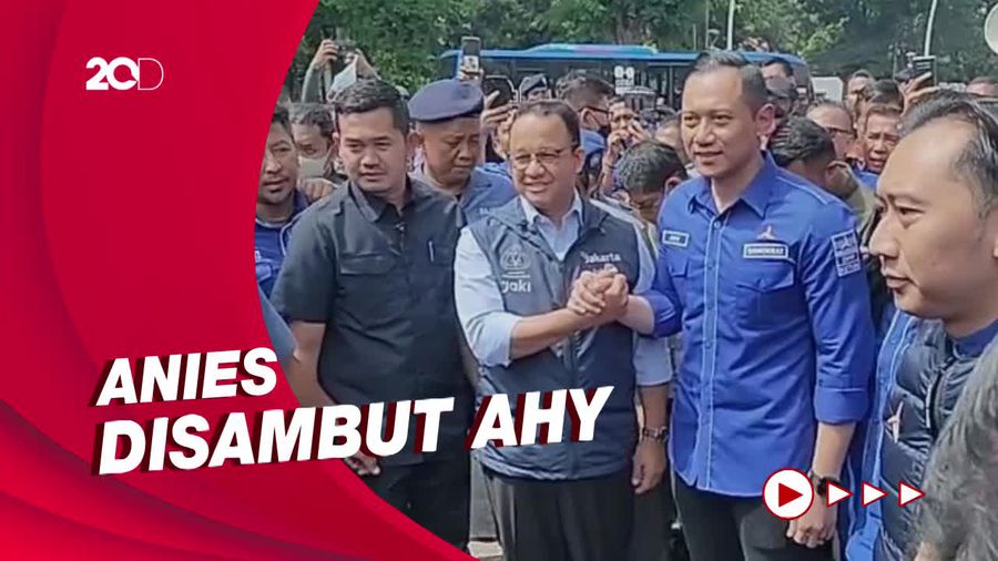 Anies Tiba di Markas Demokrat, Yel-yel Anies-AHY Bergemuruh