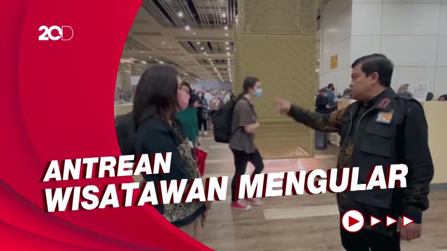 Amarah Plt Dirjen Imigrasi ke Bank di Gerai VoA Saat Sidak Bandara Bali