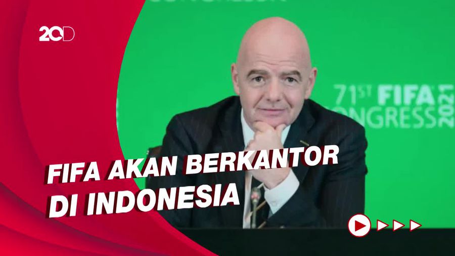 Buntut Tragedi Kanjuruhan: Lolos Sanksi FIFA-Gianni Infantino ke RI