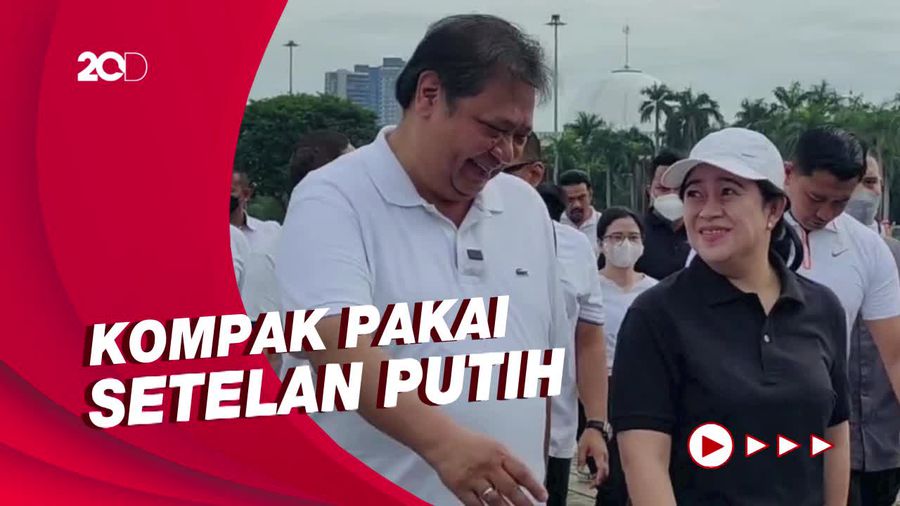 Momen Puan dan Airlangga Jalan Santai di Monas