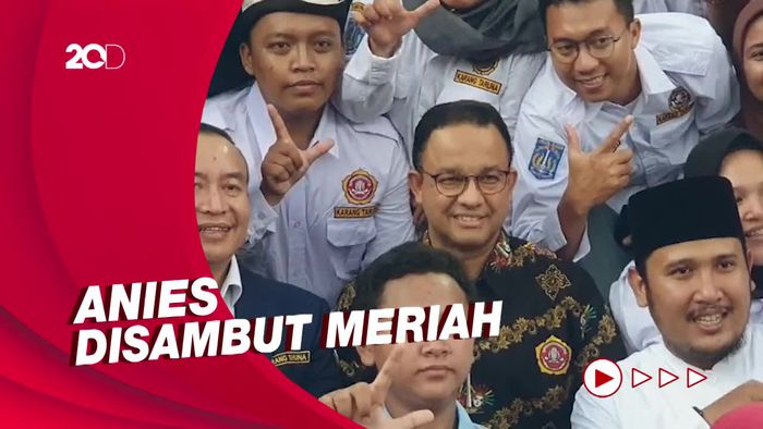 Momen Anies Diteriaki Presiden di Acara HUT Karang Taruna