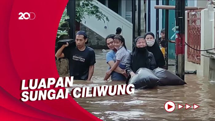 Suasana Terkini Banjir di Kebon Pala Jaktim