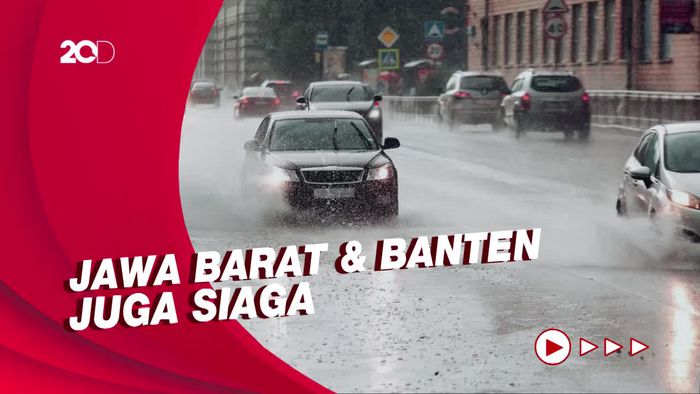 DKI Jakarta Siaga Bencana Banjir, Simak Prakiraan Cuaca di 34 Provinsi!