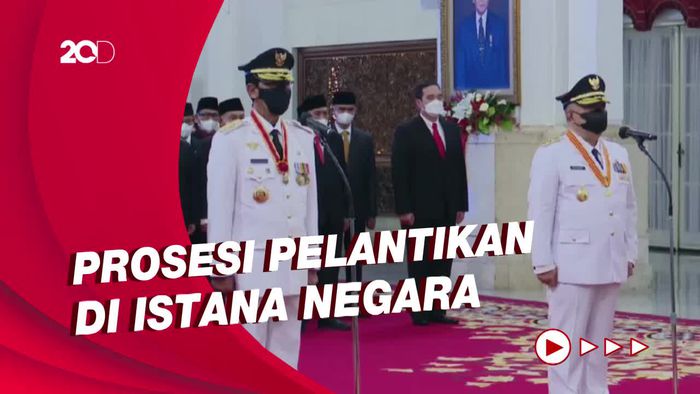 Momen Jokowi Lantik Gubernur dan Wakil Gubernur DIY 2022-2027 