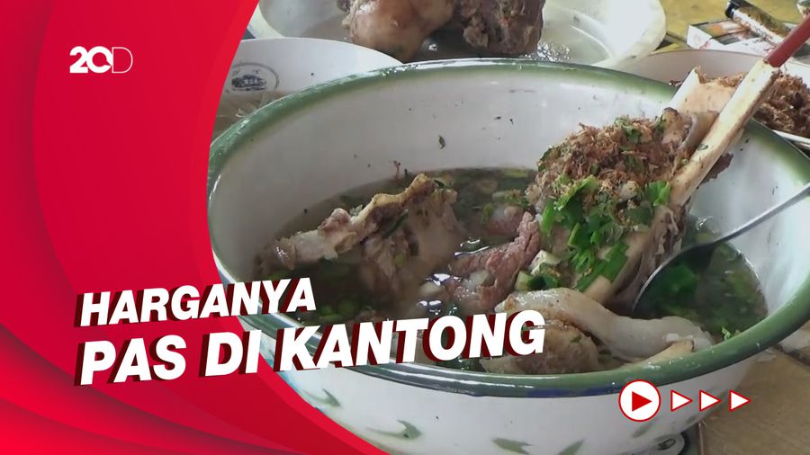 Hangat Nikmat Bakso Sumsum Jumbo di Lumajang