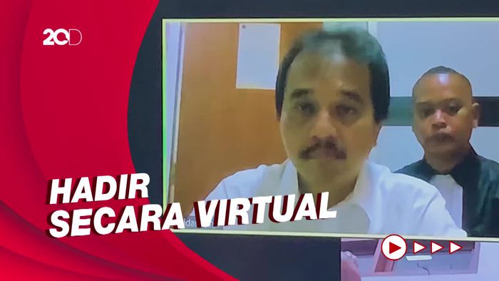 Tanpa Penyangga Leher, Roy Suryo Jalani Sidang Meme Stupa Borobudur