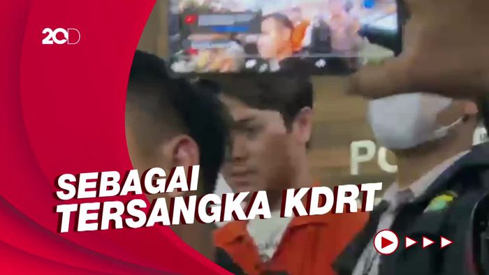 Penampakan Rizky Billar Pakai Baju Oranye