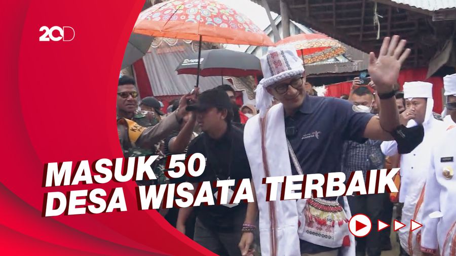 Momen Sandiaga Uno Resmikan Desa Wisata Tondok Bakaru di Mamasa