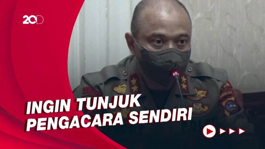 Tak Tuntas Irjen Teddy Minahasa Diperiksa Gegara Permintaan Pengacara