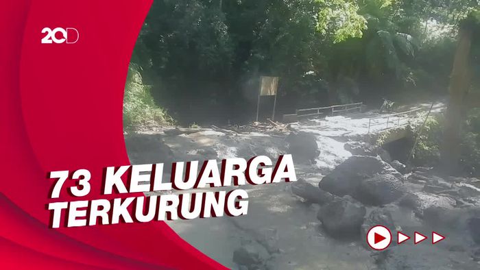 20 Titik Longsor Bikin Desa di Polman Terisolasi