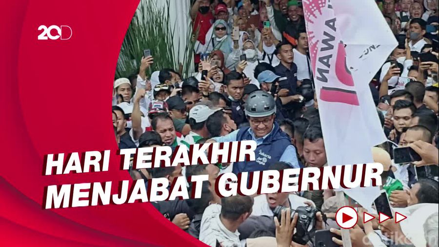 Riuh Warga Sambut Kedatangan Anies di Balai Kota DKI
