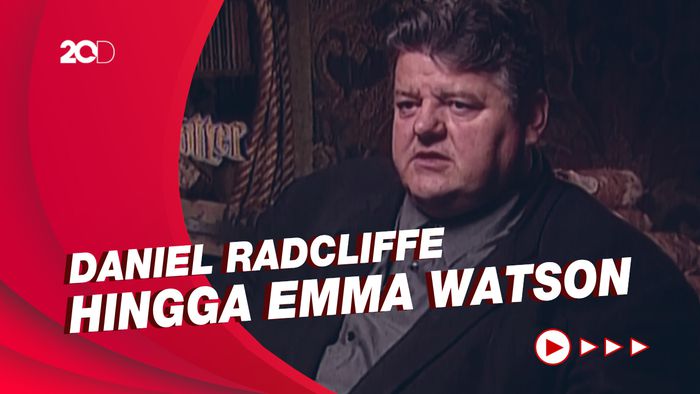 Para Bintang Harry Potter Kenang Sosok Robbie Coltrane Pemeran Hagrid