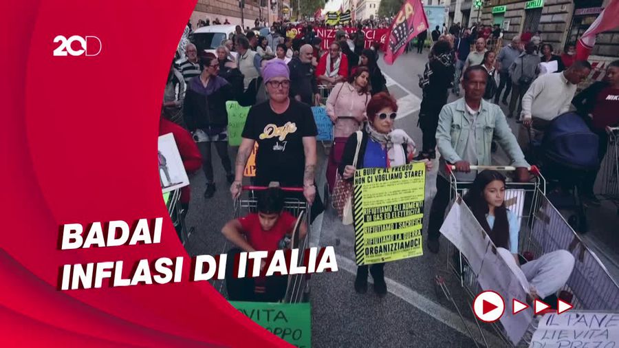 Ratusan Ibu-ibu di Italia Protes Harga Melonjak Tinggi