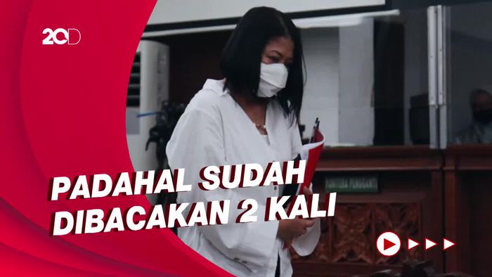 Momen Putri Chandrawathi Ngaku Tak Mengerti dengan Dakwaan JPU