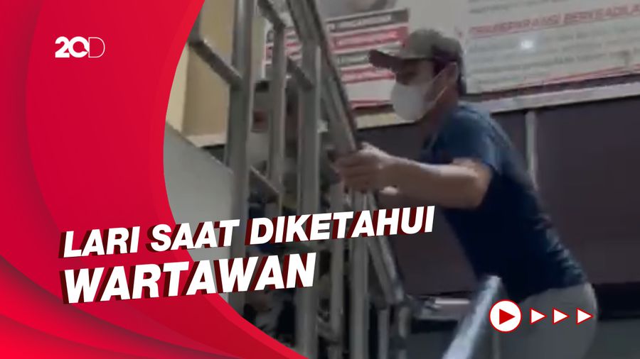 Penuhi Wajib Lapor, Rizky Billar Lari Hindari Wartawan
