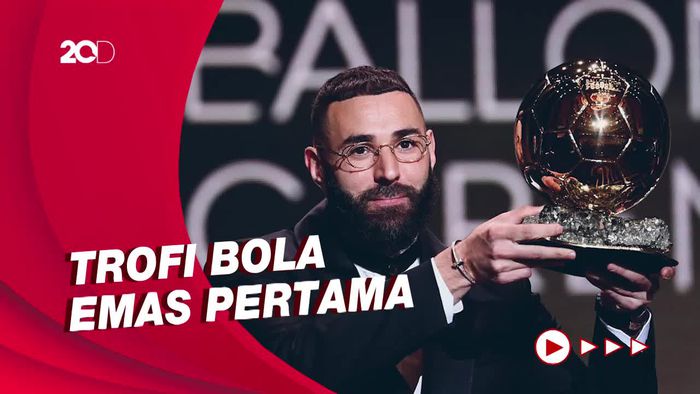 Momen Karim Benzema Raih Penghargaan Ballon dOr 2022