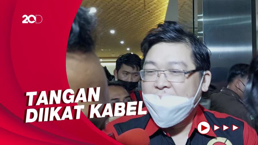 Momen Alvin Lim Dijemput Paksa Jaksa di Bareskrim Polri