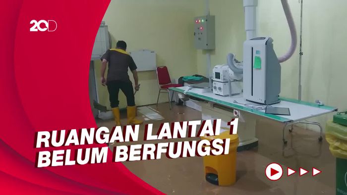 Banjir di RSUD Soedomo Trenggalek Surut, Sisakan Lumpur Tebal