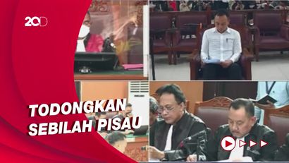  Ricky Rizal Masuk Kamar Lalu Ambil 2 Senjata Milik Yosua di Lantai 1 