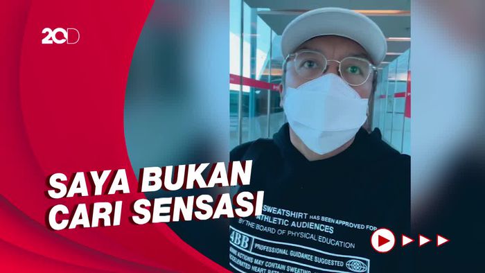 Curhat Ari Lasso Ditinggal Pesawat Menuju Jakarta
