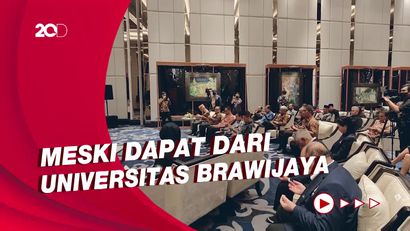 Surya Paloh ke Guru Besar: Saya Takut Pakai Gelar Honoris Causa