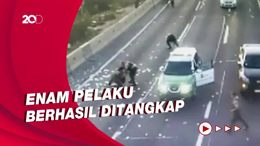 Perampok di Chili Sebar Rp 160 Juta di Jalan Hasil Jarahannya