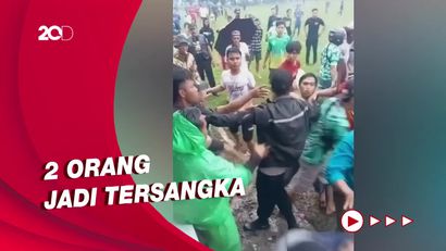Ricuh Sepakbola Tarkam di Sukabumi, Penonton Saling Pukul