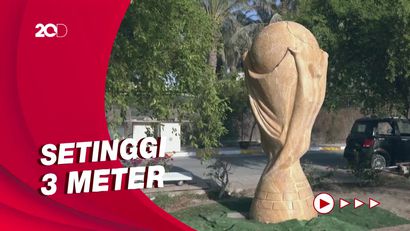 Replika Trofi Piala Dunia dari Batu Diklaim Terbesar di Dunia