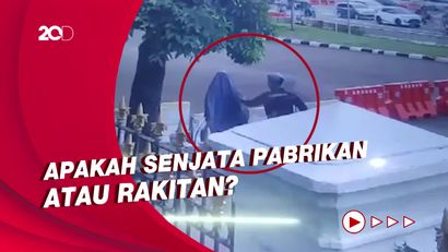 Polisi Uji Balistik Senjata Perempuan Hendak Menerobos Istana Merdeka