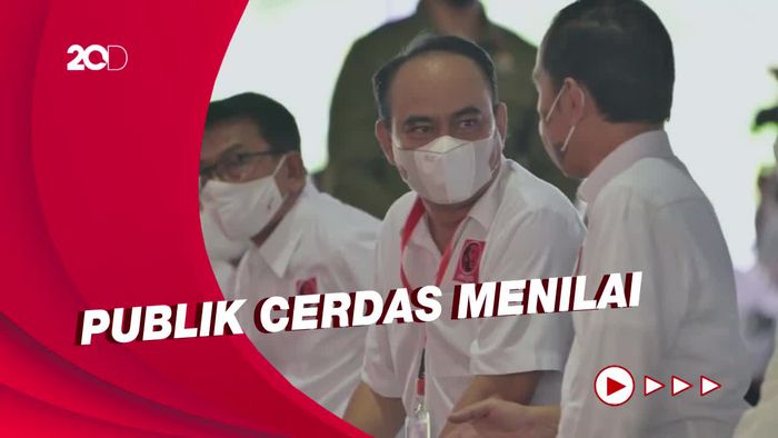 Projo: Kalau Jokowi Nggak Mau Dipeluk Pasti Ada Sesuatu