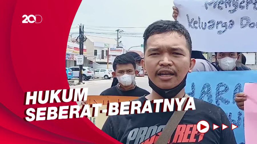 Curhat Korban Doni Salmanan di Depan Pengadilan