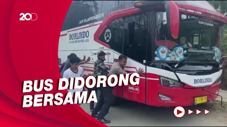 Bus Mogok di Jalur Alternatif Palopo, Arus Lalin Macet hingga 5 Km