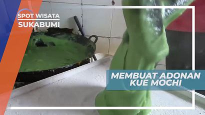 Membuat Adonan Kue Mochi, Sukabumi Jawa Barat