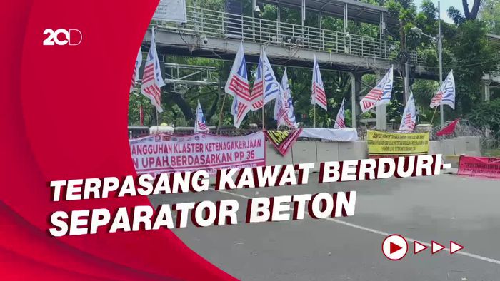 Jelang Demo Buruh-Mahasiswa di Patung Kuda, Lalin Arah Istana Ditutup