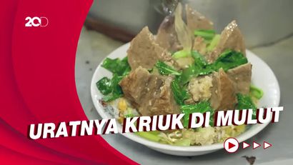 Bikin Laper: Bakso Urat Jumbo dengan Kuah Kaldu Gurih