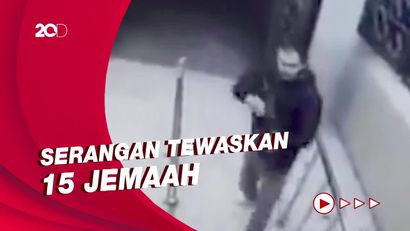 Detik-detik Masjid Syiah di Iran Diserang Kelompok Bersenjata