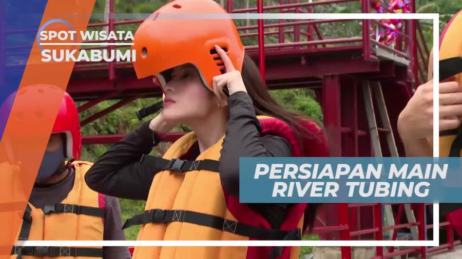 Memakai Helm dan Pelampung, Persiapan Bermain River Tubing di Sukabumi
