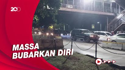 Aksi BEM SI di Patung Kuda Bubar, Lalin Kembali Dibuka